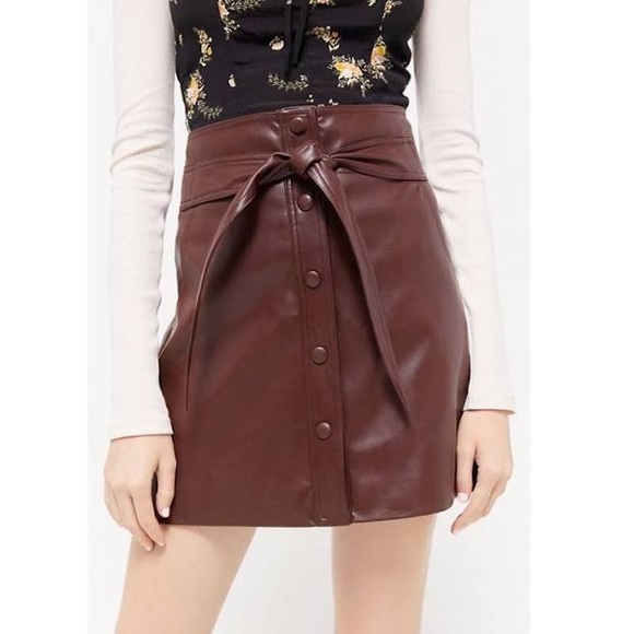 Urban Outfitters Dresses & Skirts - UO Bow Skirt